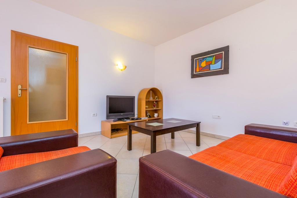 Apartment Mirjana Pula Pokoj fotografie
