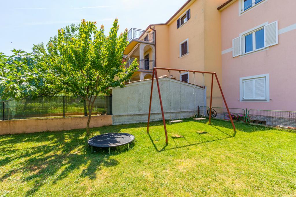 Apartment Mirjana Pula Exteriér fotografie