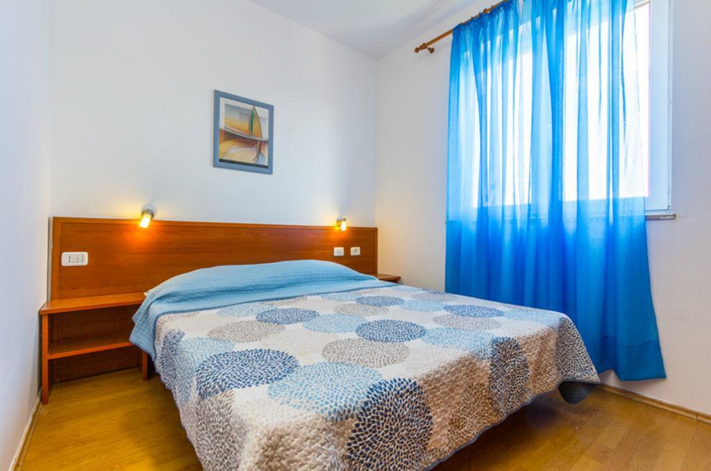 Apartment Mirjana Pula Pokoj fotografie